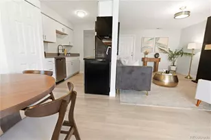 17600 E Loyola Dr, Aurora, CO 80013 - Photo 13