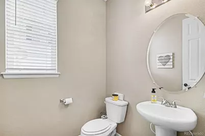 26712 E Hinsdale Place, Aurora, CO 80016 - Photo 11
