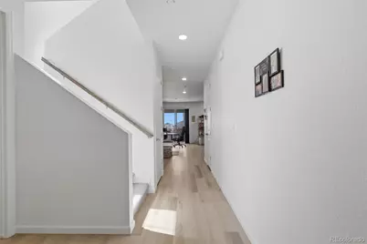 9051 Telluride Court, Commerce City, CO 80022 - Photo 7