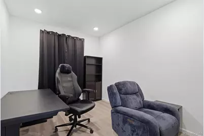 9051 Telluride Court, Commerce City, CO 80022 - Photo 5