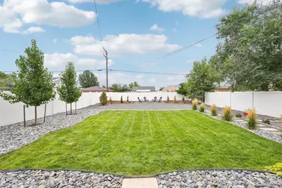 68 N 7th Avenue, Brighton, CO 80601 - Photo 3
