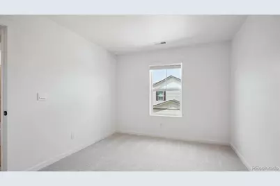 668 N Ukraine Street, Aurora, CO 80018 - Photo 5