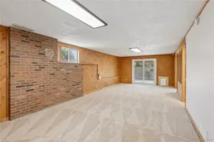 215 E 17th Ave, Longmont, CO 80504 - Photo 17