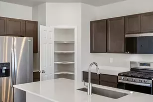 22460 E 8th Ave, Aurora, CO 80018 - Photo 7