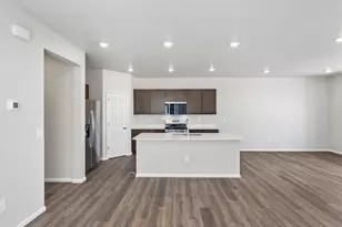 22460 E 8th Ave, Aurora, CO 80018 - Photo 5