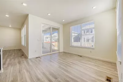1060 S De Gaulle Court, Aurora, CO 80018 - Photo 19