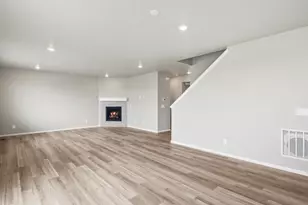 8927 Salida St, Commerce City, CO 80022 - Photo 11