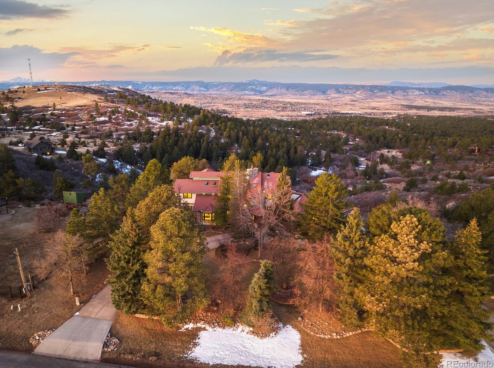 4925 Mesa Dr, Castle Rock CO  80108-9358 exterior