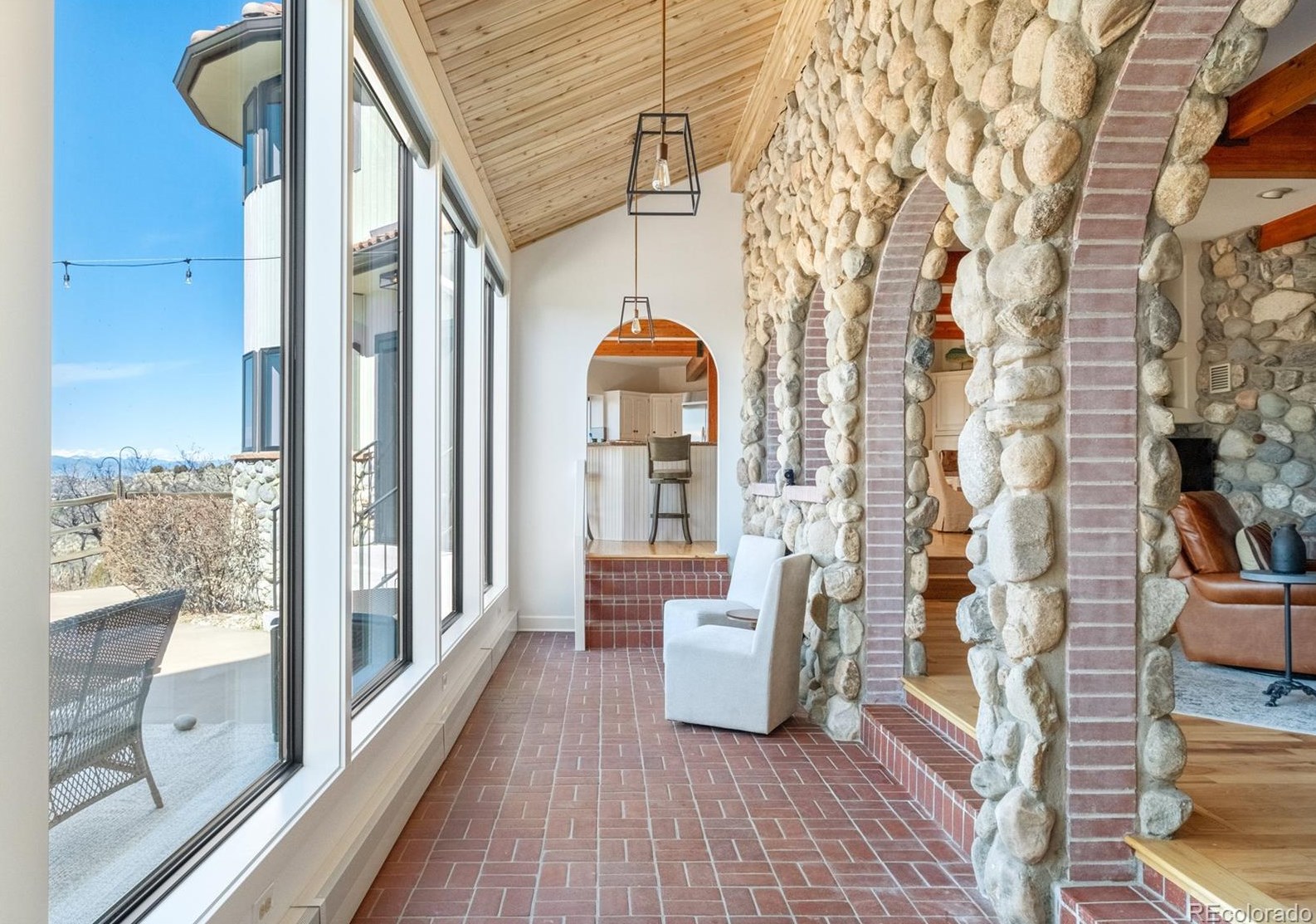 4925 Mesa Dr, Castle Rock CO  80108-9358 exterior