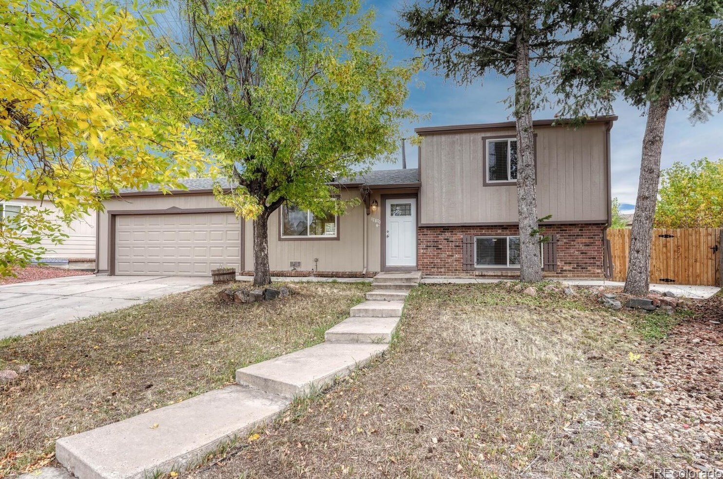 17870 Princeton Pl, Denver CO  80013-3331 exterior