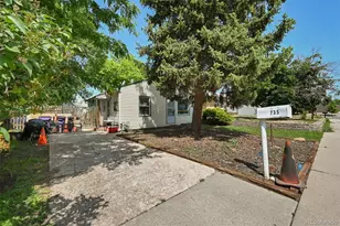 735 S Krameria St, Denver, CO 80224 - Photo 3