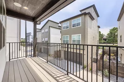 11002 E Hinsdale Circle, Centennial, CO 80112 - Photo 9