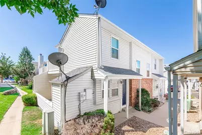 972 S Pitkin Court, Aurora, CO 80017 - Photo 1