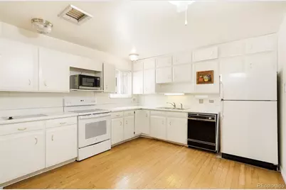 9207 E Center Avenue, Denver, CO 80247 - Photo 7