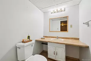 844 S Joplin Cir, Aurora, CO 80017 - Photo 17