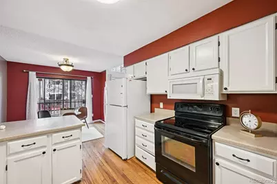 844 S Joplin Circle, Aurora, CO 80017 - Photo 13