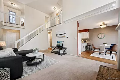 844 S Joplin Circle, Aurora, CO 80017 - Photo 7