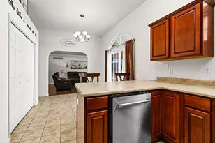 2310 Stone Pine Dr, Pueblo, CO 81005 - Photo 9