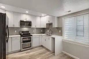 19740 E Idaho Ave, Aurora, CO 80017 - Photo 9