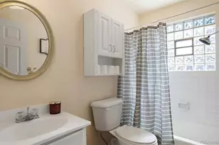 1746 S Logan St, Denver, CO 80210 - Photo 33