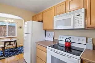 1746 S Logan St, Denver, CO 80210 - Photo 21