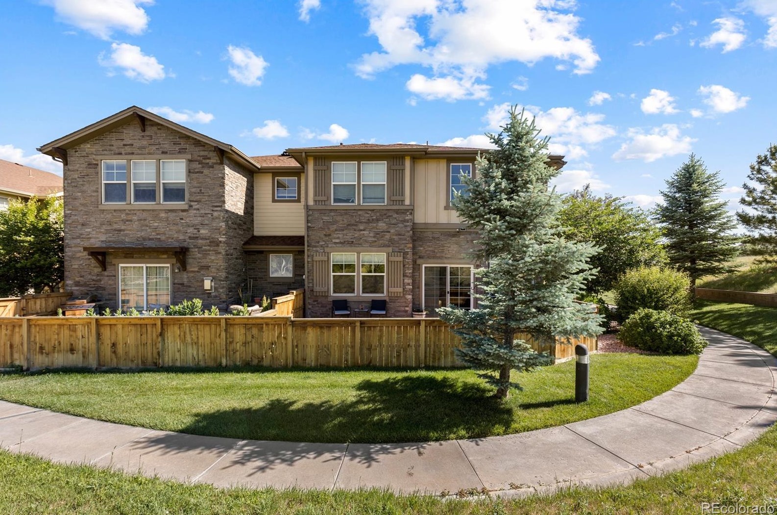 24976 Calhoun Pl, Denver CO 80016-2837 exterior
