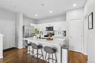 8894 E 29th Pl, Denver, CO 80238 - Photo 7