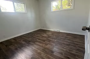 945 Lima St, Aurora, CO 80010 - Photo 5
