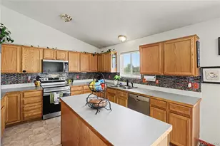 6304 Burgundy St, Evans, CO 80634 - Photo 7