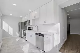 2124 E 17th Ave, Denver, CO 80206 - Photo 17