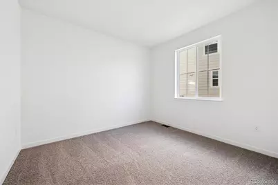 2124 S Ider Way, Aurora, CO 80018 - Photo 9