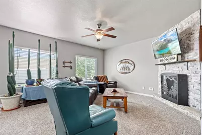 2431 Nicholson Street, Berthoud, CO 80513 - Photo 9