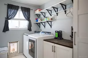 19910 E Belleview Ln, Centennial, CO 80015 - Photo 17