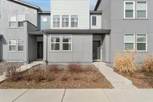 16189 E Elk Dr, Denver, CO 80239 - Photo 3