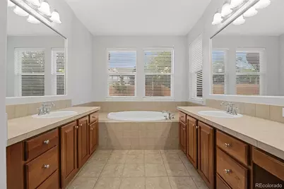 10696 Nucla Street, Commerce City, CO 80022 - Photo 27