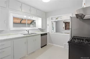 3229 W Exposition Ave, Denver, CO 80219 - Photo 21