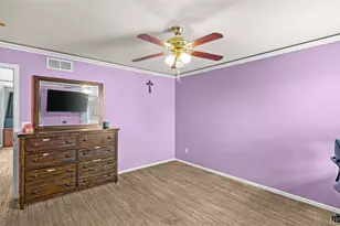 11049 Eagle Creek Pkwy, Commerce City, CO 80022 - Photo 21