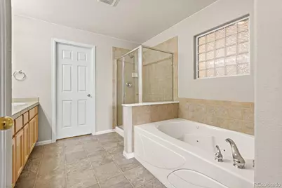 1433 S Emporia Court, Aurora, CO 80247 - Photo 27