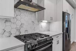 2350 Tremont Pl, Denver, CO 80205 - Photo 15