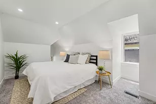 2439 N Ogden St, Denver, CO 80205 - Photo 15