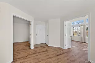 882 S Reed Ct, Lakewood, CO 80226 - Photo 5