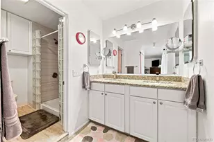 1570 S Macon St, Aurora, CO 80012 - Photo 23
