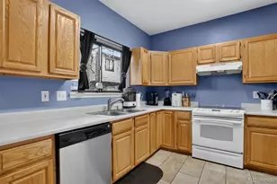 10693 W 63rd Dr, Arvada, CO 80004 - Photo 7