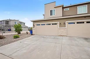 10 N Trussville St, Aurora, CO 80018 - Photo 21