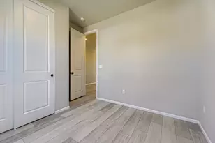 107 S Edge Cliff St, Castle Rock, CO 80104 - Photo 23