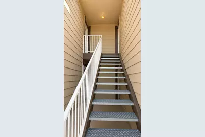 1895 S Pitkin Street #B, Aurora, CO 80017 - Photo 13