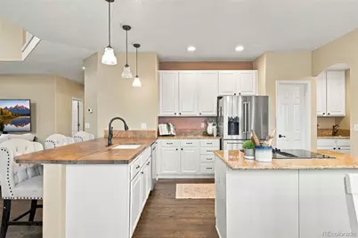 6911 Chestnut Court, Parker, CO 80134 - Photo 9