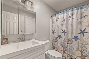 19570 E Batavia Dr, Aurora, CO 80011 - Photo 23