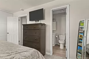 19570 E Batavia Dr, Aurora, CO 80011 - Photo 21