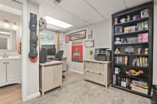 19570 E Batavia Dr, Aurora, CO 80011 - Photo 29